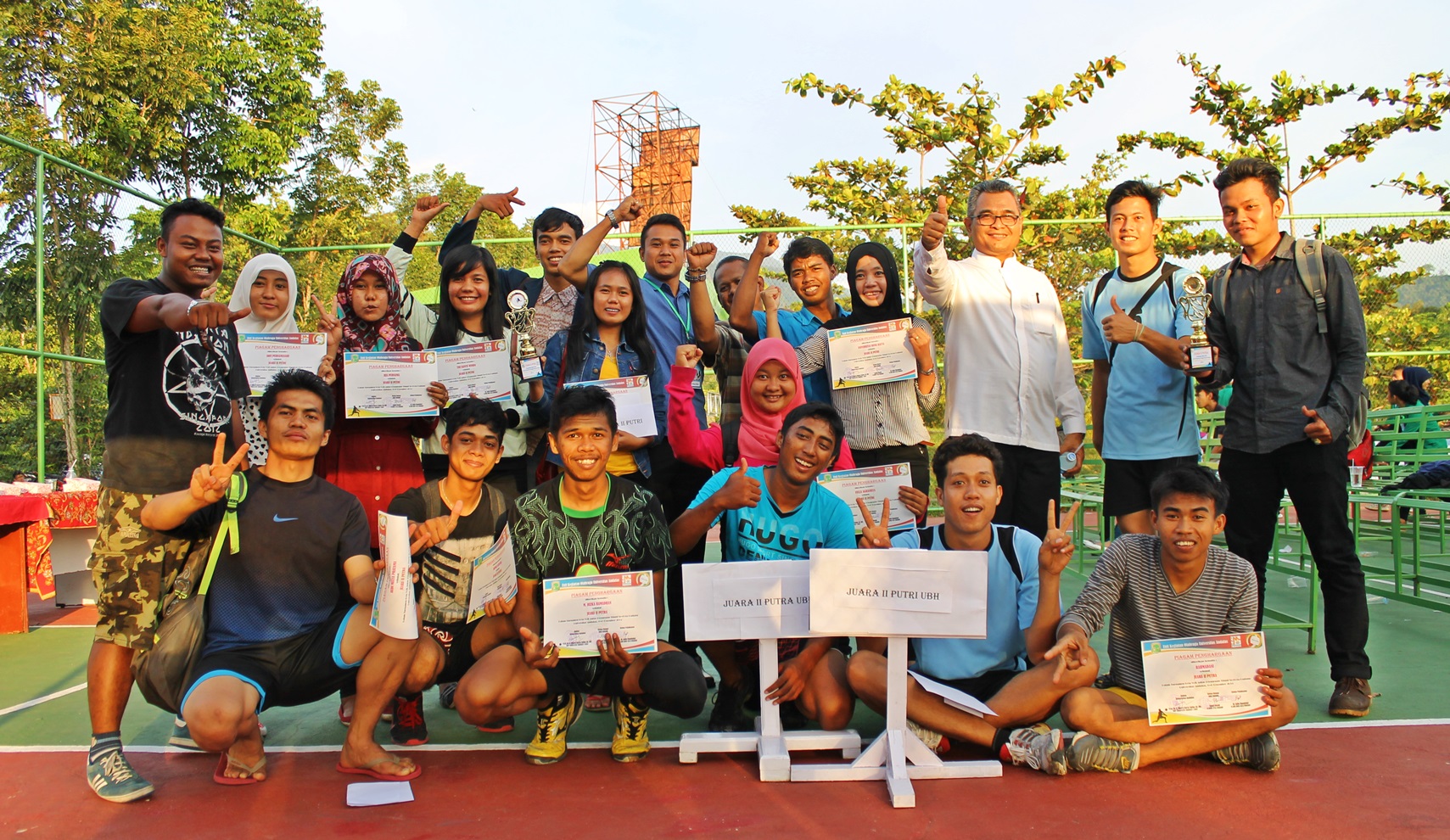 Tim Bola Voli Universitas Bung Hatta Sabet 2 Juara