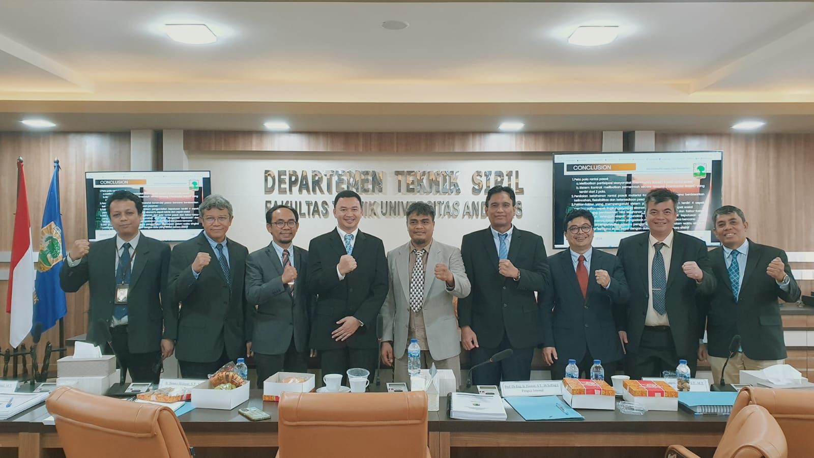 Dr. Putranesia, ST,. MT, Doktor Baru di Program Studi Teknik Ekonomi Konstruksi Universitas Bung Hatta