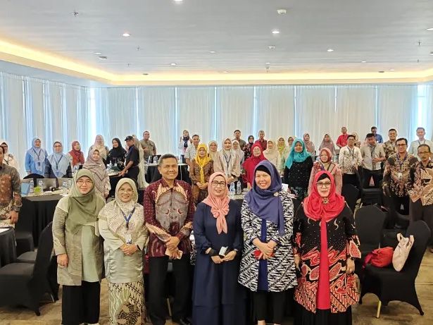 PPG Universitas Bung Hatta Adakan Pelatihan Public Speaking dan Character Building