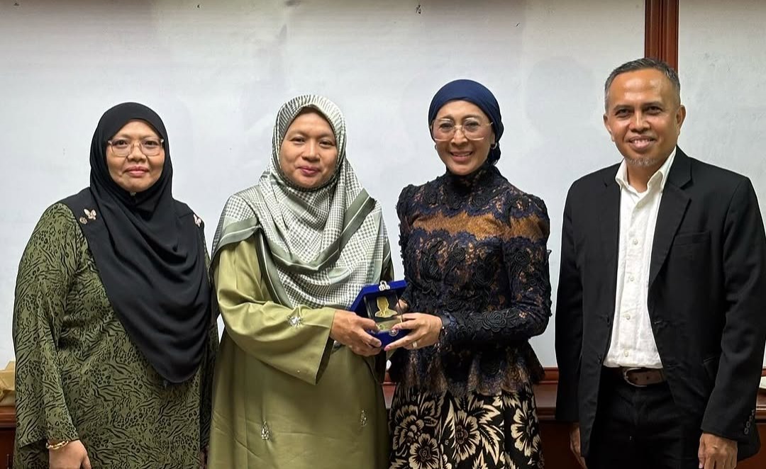 Universitas Bung Hatta Perkuat Kerja Sama dengan Universiti Teknologi MARA (UiTM) Malaysia