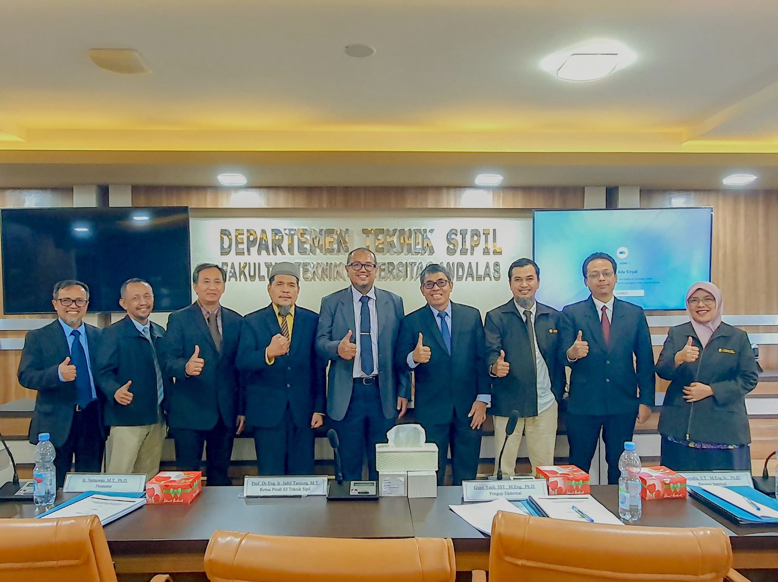 Dr. Fidel Miro, SE,. MT Doktor Baru Bidang Transportasi di Program Studi Perencanaan Wilayah dan Kota Universitas Bung Hatta