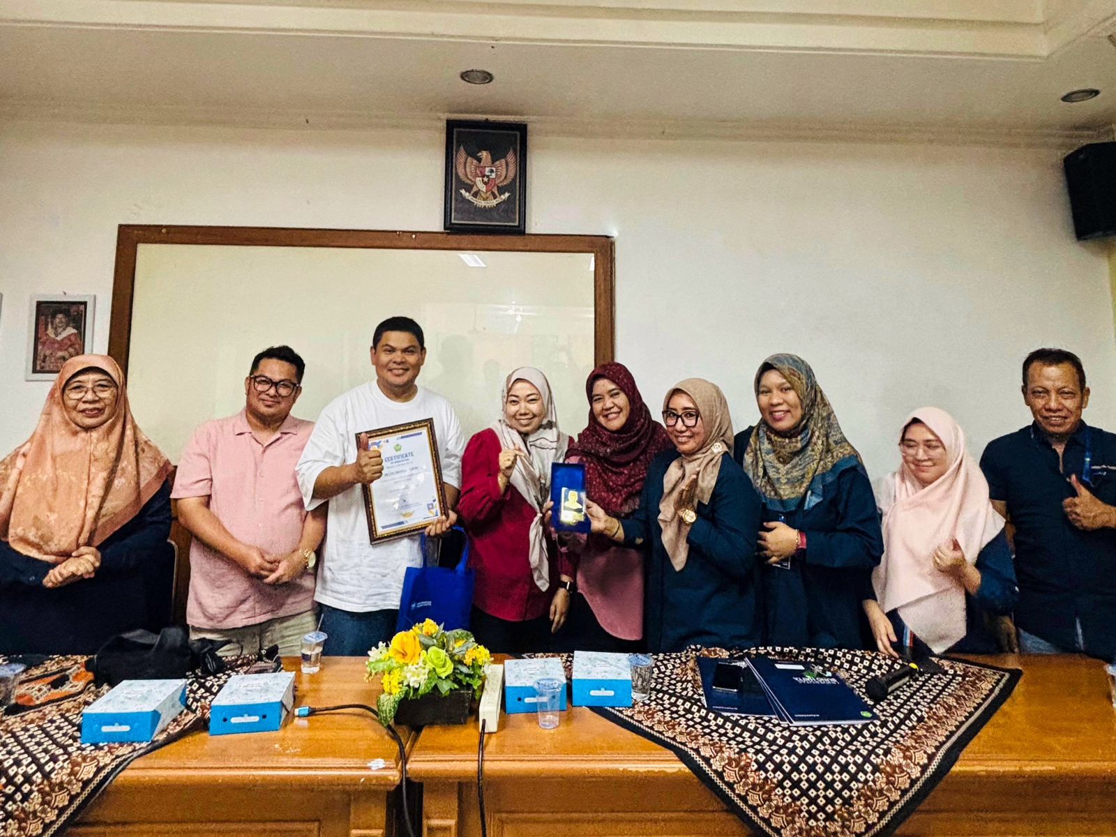 FEB Universitas Bung Hatta Gelar Kuliah Umum Internasional Bersama Faculty of Management UTM