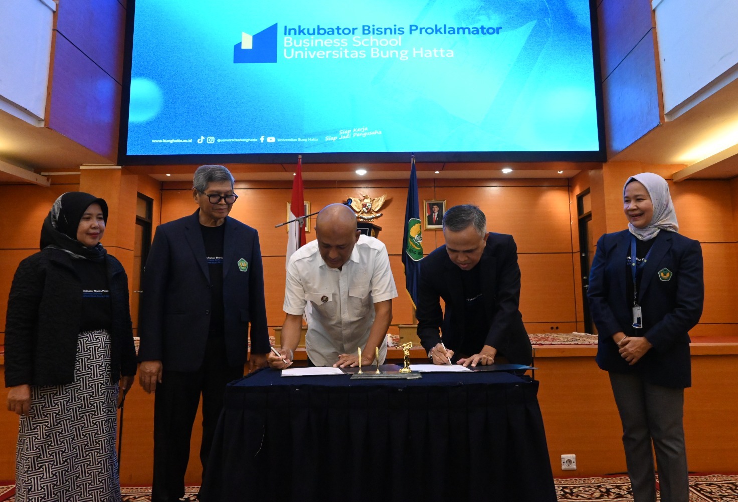 Inkubator Bisnis Proklamator dan KADIN Sumbar Perkuat Kolaborasi untuk Pengembangan Kewirausahaan di Universitas Bung Hatta