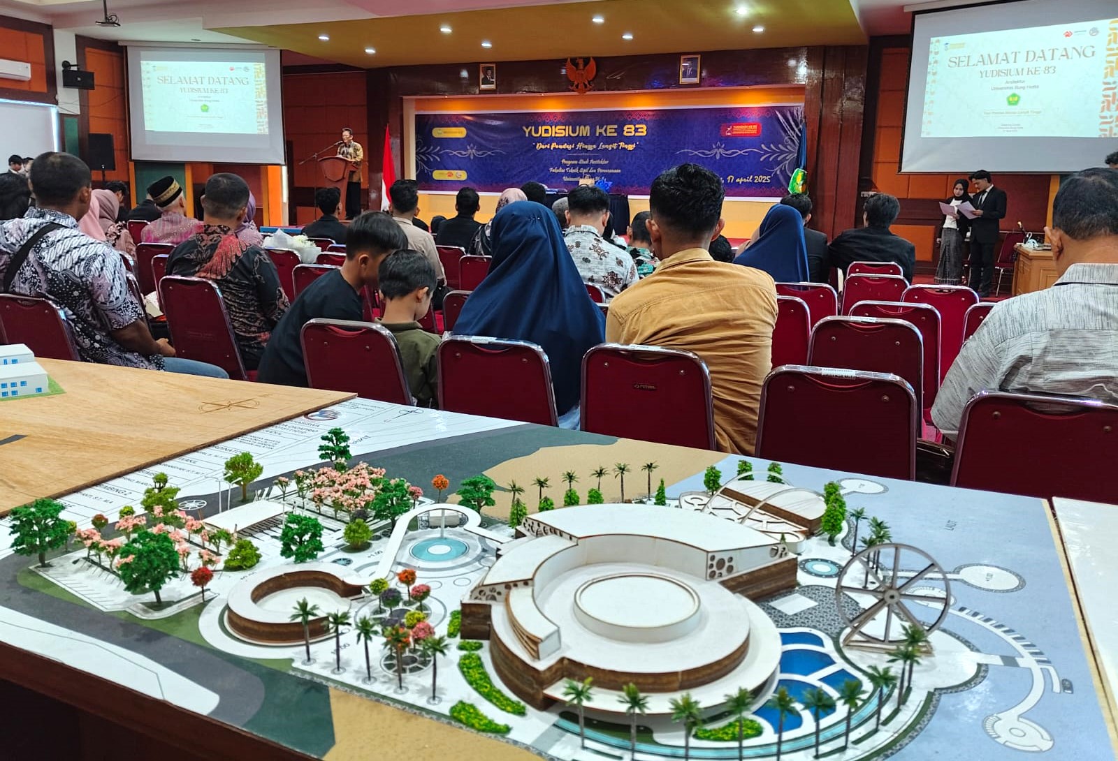 Lulusan Teknik Arsitektur Universitas Bung Hatta : Dari Pondasi Hingga Langit Tinggi